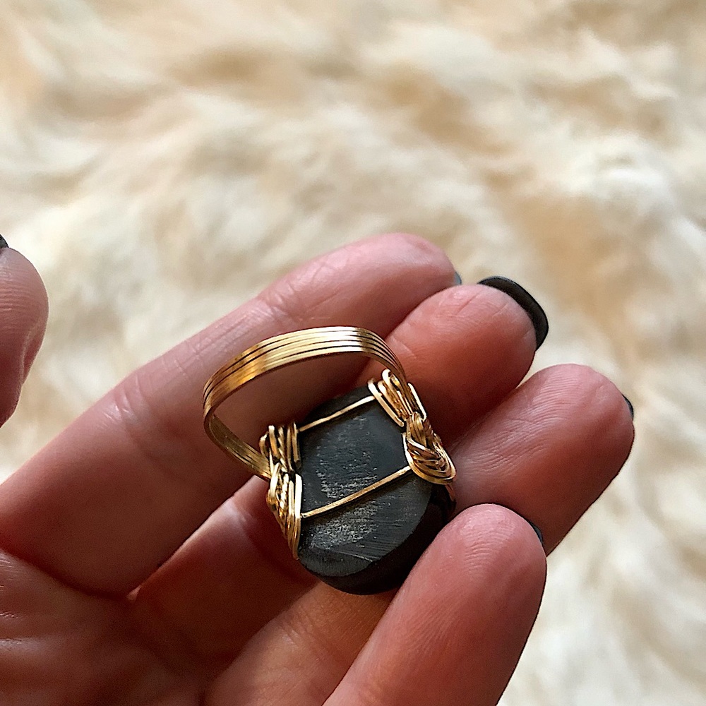 Black Jasper Ring 14kt - Picture 10 of 12